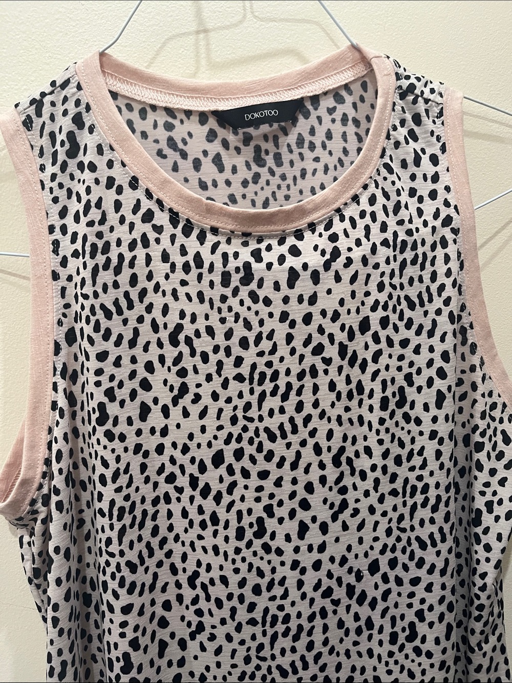 🖤🩷 Sleeveless Cheetah-Print Tank Top - Pink/Black - Picture 8 of 10